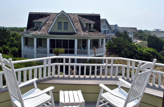 Inescapable View est une magnifique propriét�� 7BR / 8BA Dune Ridge avec vue sur l'océan!