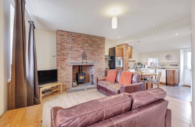 Inglenook a cosy cottage 10 mins north of Alnwick and 1 min off the A1