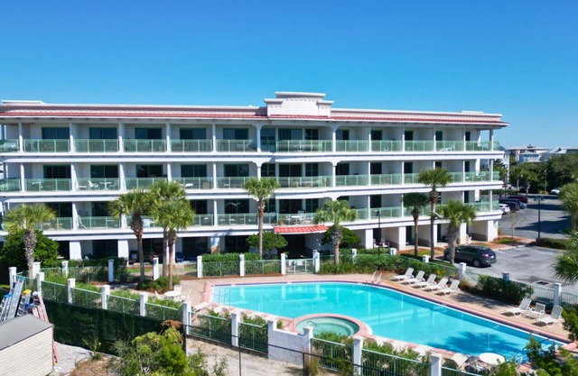 Inn at Seacrest - Piscine communautaire et 2 vélos GRATUITS - `Nestled Inn`