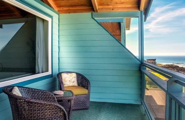 Inn of the Lost Coast