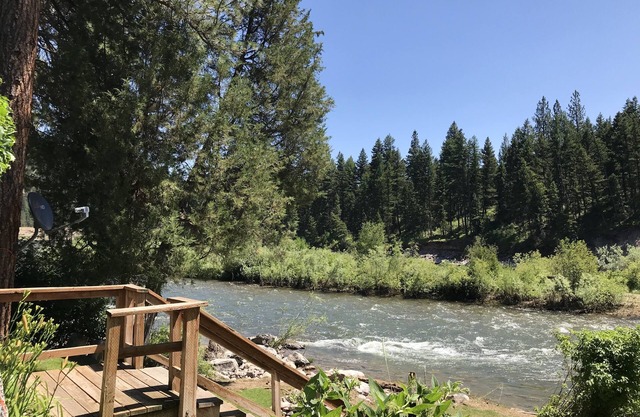 Auberge sur la rivière Blackfoot, LLC
