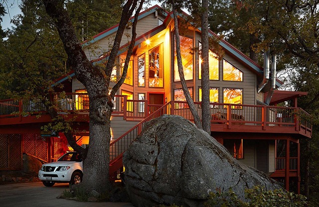 À l'intérieur de Yosemite N. P. Portes!, Nos chambres confortables sont à quelques minutes des attractions de la vallée