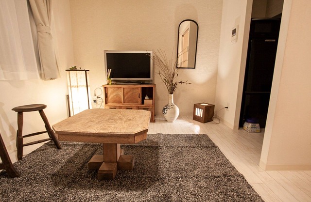 Interior design with a focus on antiques - 108 / Sapporo Hokkaidō