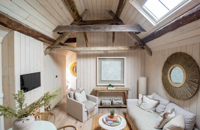 Interior Designed Cotswolds Coach House