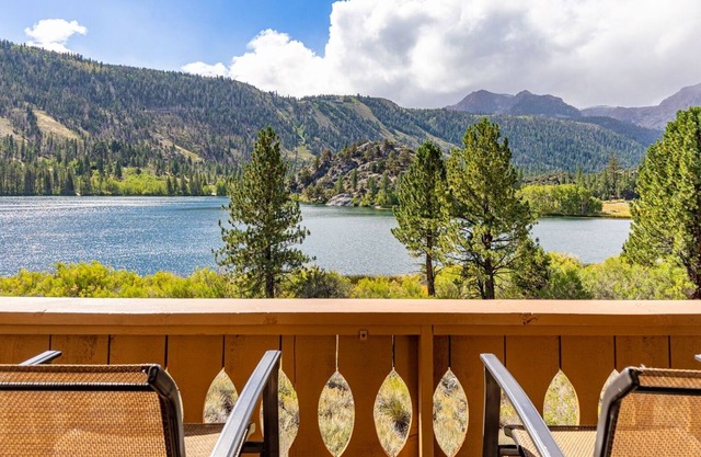Lakefront Interlaken condo with spectacular views of Gull Lake and surrounding