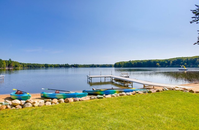Lakefront Interlochen Home w / Deck, Fire Pit & Dock