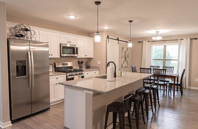 Brand New 2 Bed with Office!