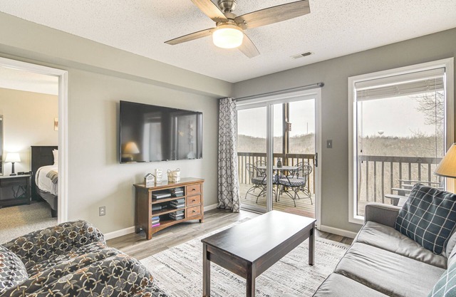 Condo w / commodités - 10 minutes à Table Rock Lake
