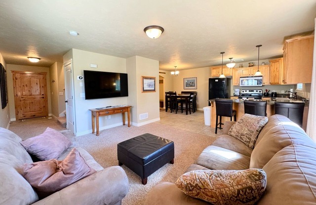 Inviting Family Townhome in Driggs, near Targhee