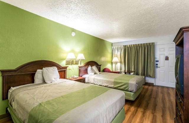Inviting Room Near Local Attractions w/ On-Site Dining & Laundry Facility