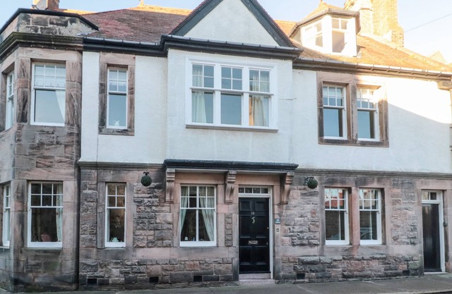 Iona 10 Palace Street East, BERWICK-SUR-TWEED