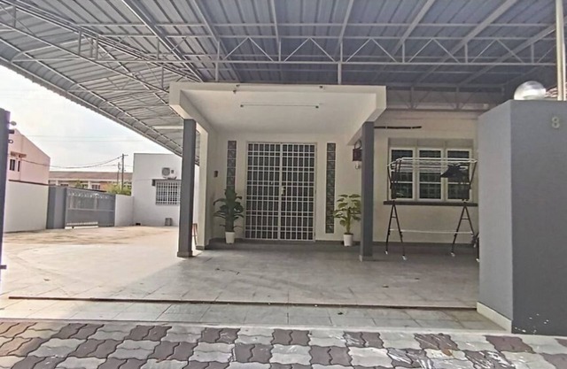 Ipoh Garden East Homestay by Grab A Stay