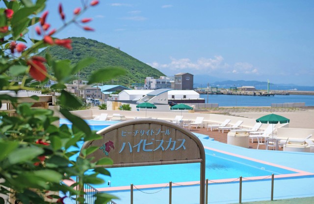 Irago Resort & Convention Hotel