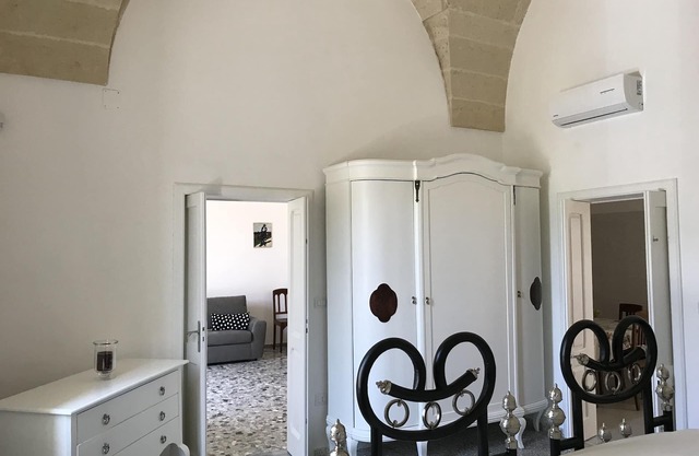 Irene Casa avec voûtes à Stella et un jardin avec auvent