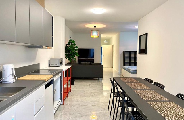 Isabel Apartments