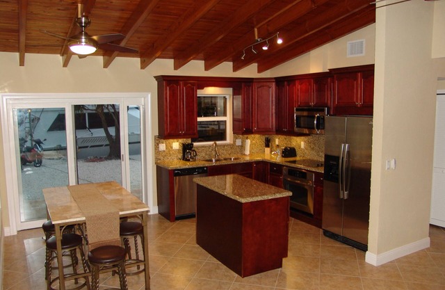 Islamorada's Finest Canal Front 'One Story' Maison de vacances WiFi-HDTV-NO STAIRS