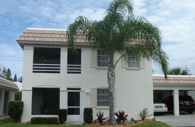 Island House Beach Resort - Villa 10B