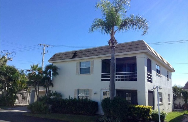 Island House Beach Resort 40B