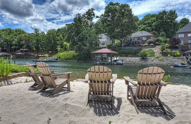 Island Point by Avantstay Sleeps 18 + Dock