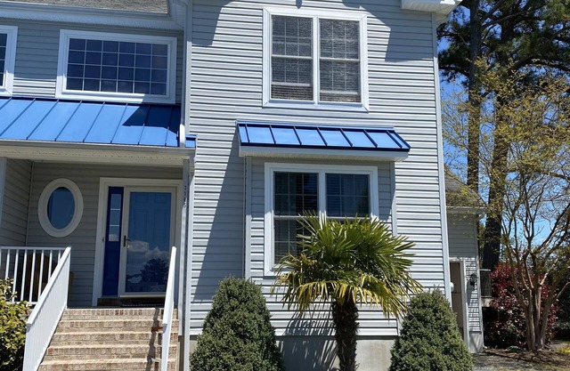 Island Pony - Outstanding 3 BR W/F Duplex/community pool NO LINENS