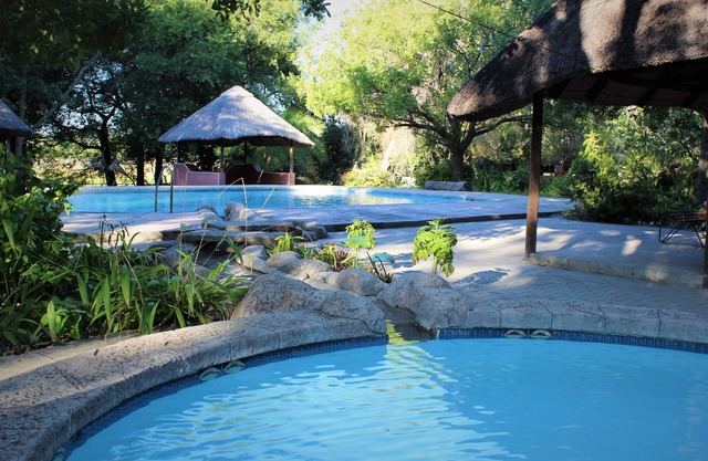 Island Safari Lodge
