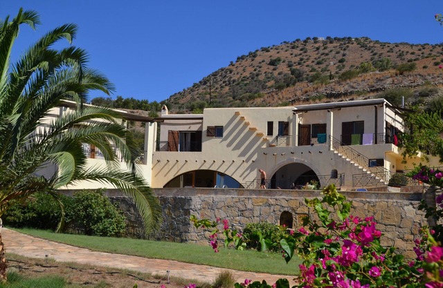 ISLAND VILLA peut accueillir 10 personnes
