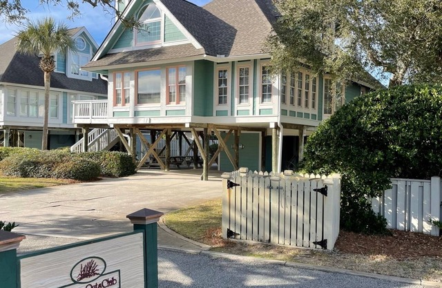 Isle of Palms à quelques pas de la plage, Great Family Location