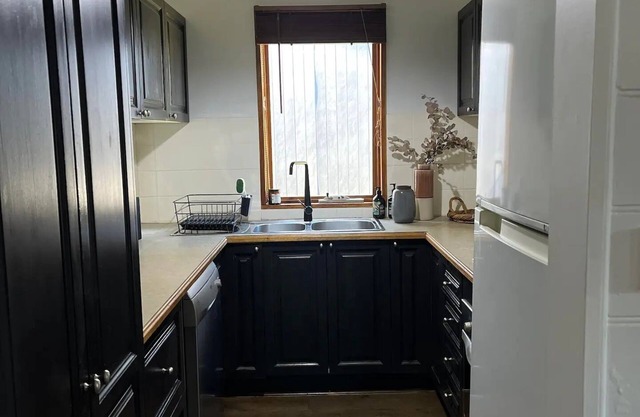 Islington Cottage