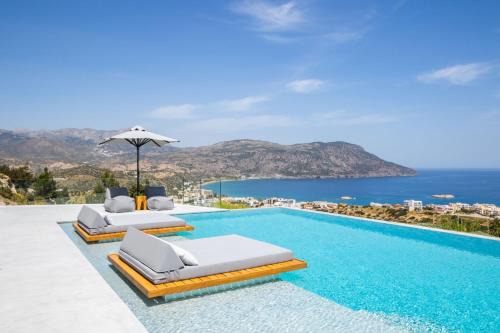ISTIA LUXURY VILLAS