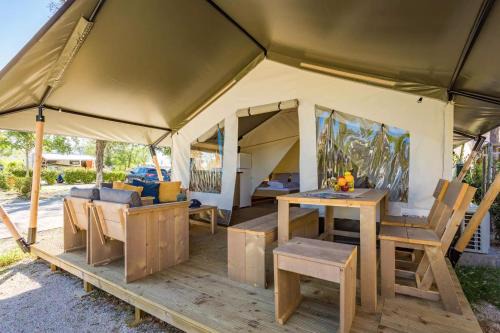 Istra Sunny Tent in Lanterna Premium Camping Resort 4*