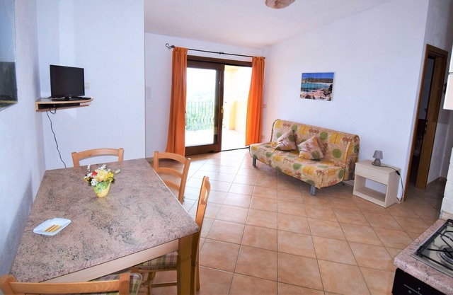Appartement accueillant à Paduledda avec balcon