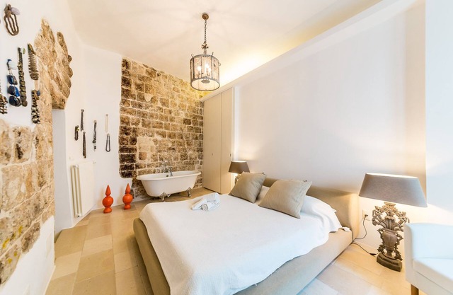 Itaca - maison de ville unique dans la vieille ville avec jacuzzi sur la terrasse