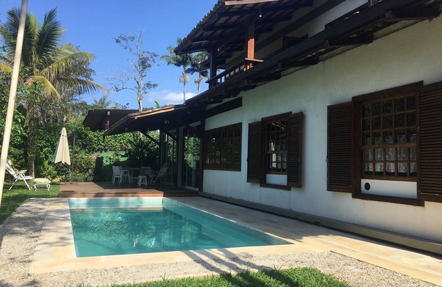 Itamambuca condo 15 personnes 5 suites 11985367259 piscine pied dans le sable