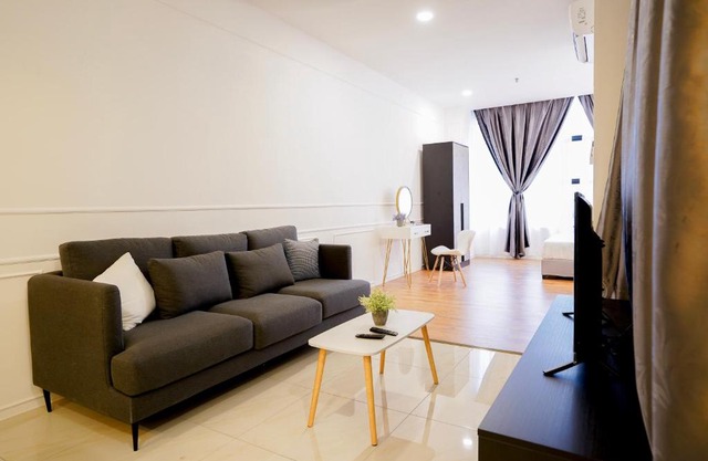 ITCC Manhattan Suites #1 by Pinstay