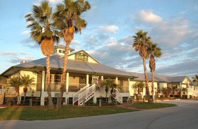 Ivey House Everglades Adventures Hotel