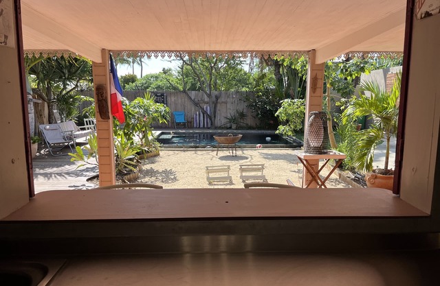 JACARANDA CASE BOUGAINVILLIER (6 personnes)