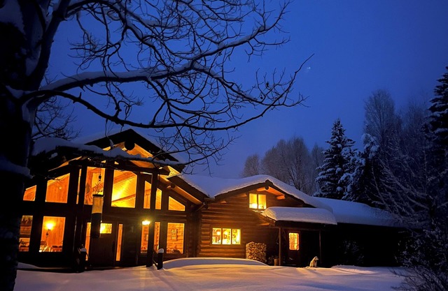 Jackson Hole - Private Wilson Retreat on 3.5 acres with Teton Views
