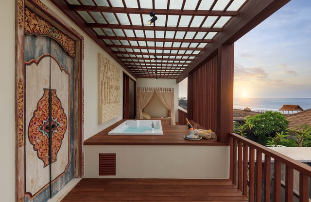Villa avec vue sur la mer et jacuzzi sur la plage de Purnama