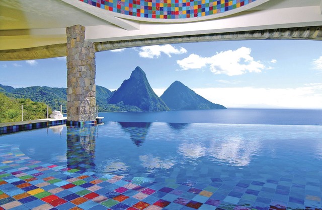 Jade Mountain Resort