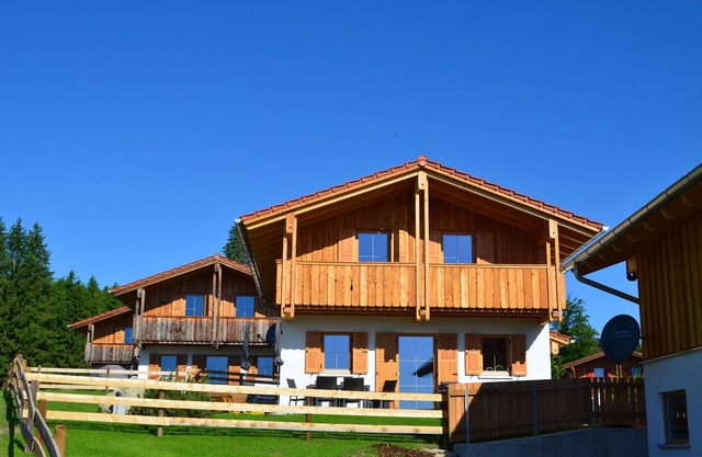 Jägar Chalet with sauna in an idyllic location on the edge of the forest, fantastic view