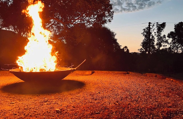 Jamieson Bush Retreat - with 40 acres private bushland to explore!