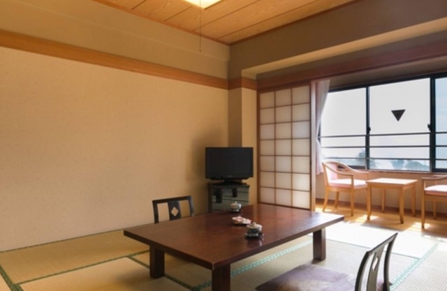 Japanesestyle room with 10 tatami mats dinner no / Beppu Ōita