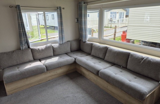 Jasmine - 2 bedrooms sleeps 6