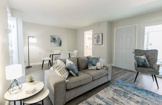 Jefferson Executive Suites #1 - Clearwater 1/1 Apt