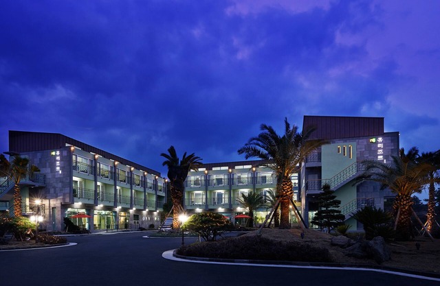 Jeju Hue Resort