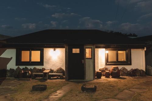 Jeju pension doldamnomo jip doldamjeom