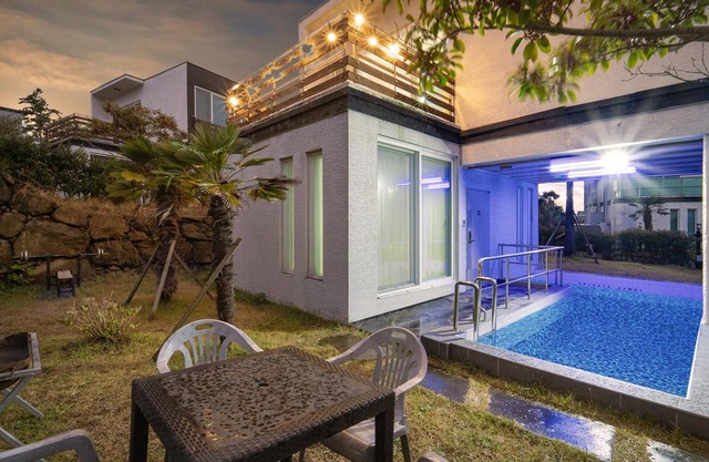 Jeju Private Aewol