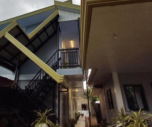 Jen's Hilltop Short-Term Rentals