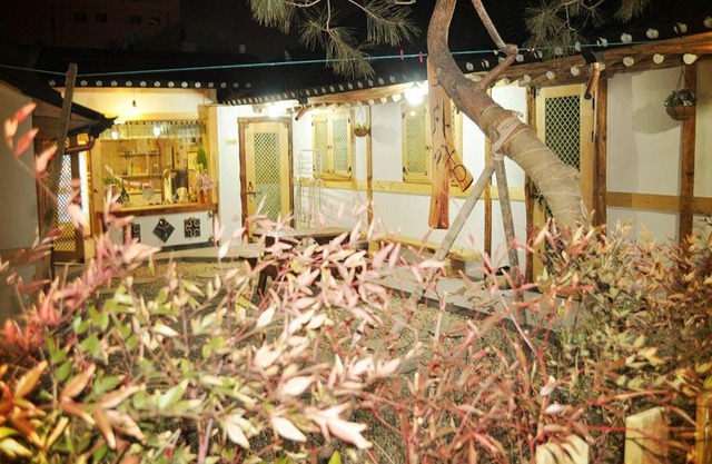 Jeonju Tosarang Guesthouse
