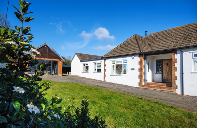 Jewel in the Garden of England - Two bedrooms